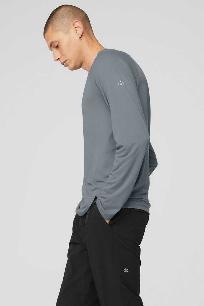 Long Sleeve Alo Yoga Triumph Tee Šedé Blankyt | JSVLETW-38
