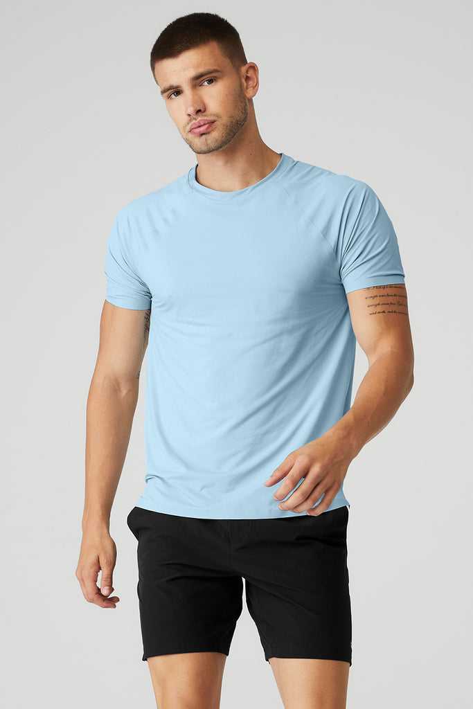 Short Sleeve Alo Yoga Idol Performance Tee Blankyt | RHYZJXU-74