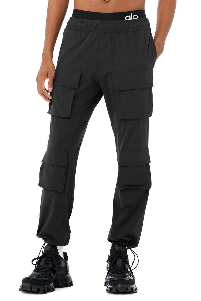 Sportovní Kalhoty Alo Yoga Cargo Venture Pant Černé | XCAYRVL-29