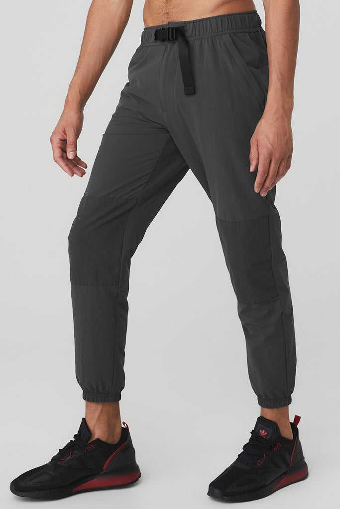 Sportovní Kalhoty Alo Yoga Talus Tech Pant Tmavě Šedé | CWFUGET-67