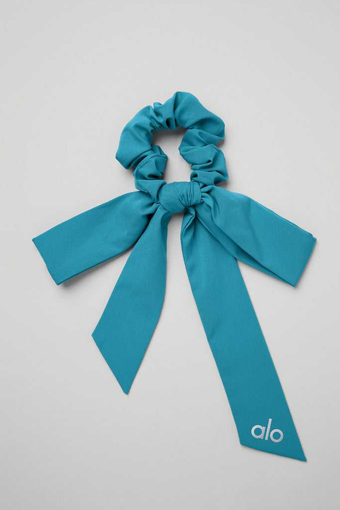 Čelenky Alo Yoga Love Knots Tie Scrunchie Blankyt | DMHSGAT-59