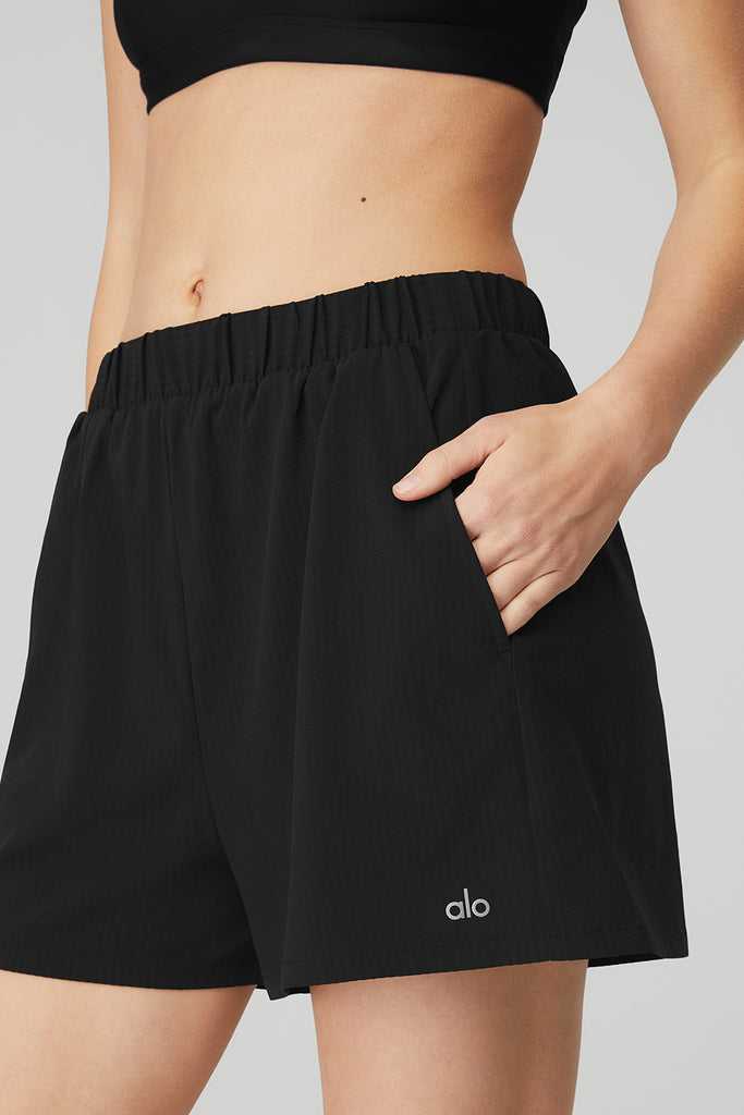 Šortky Alo Yoga Ready Set Černé | OMVECHW-83